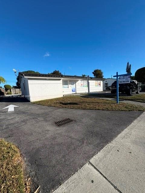 3221 SW 107th Ave, Miami, FL 33165