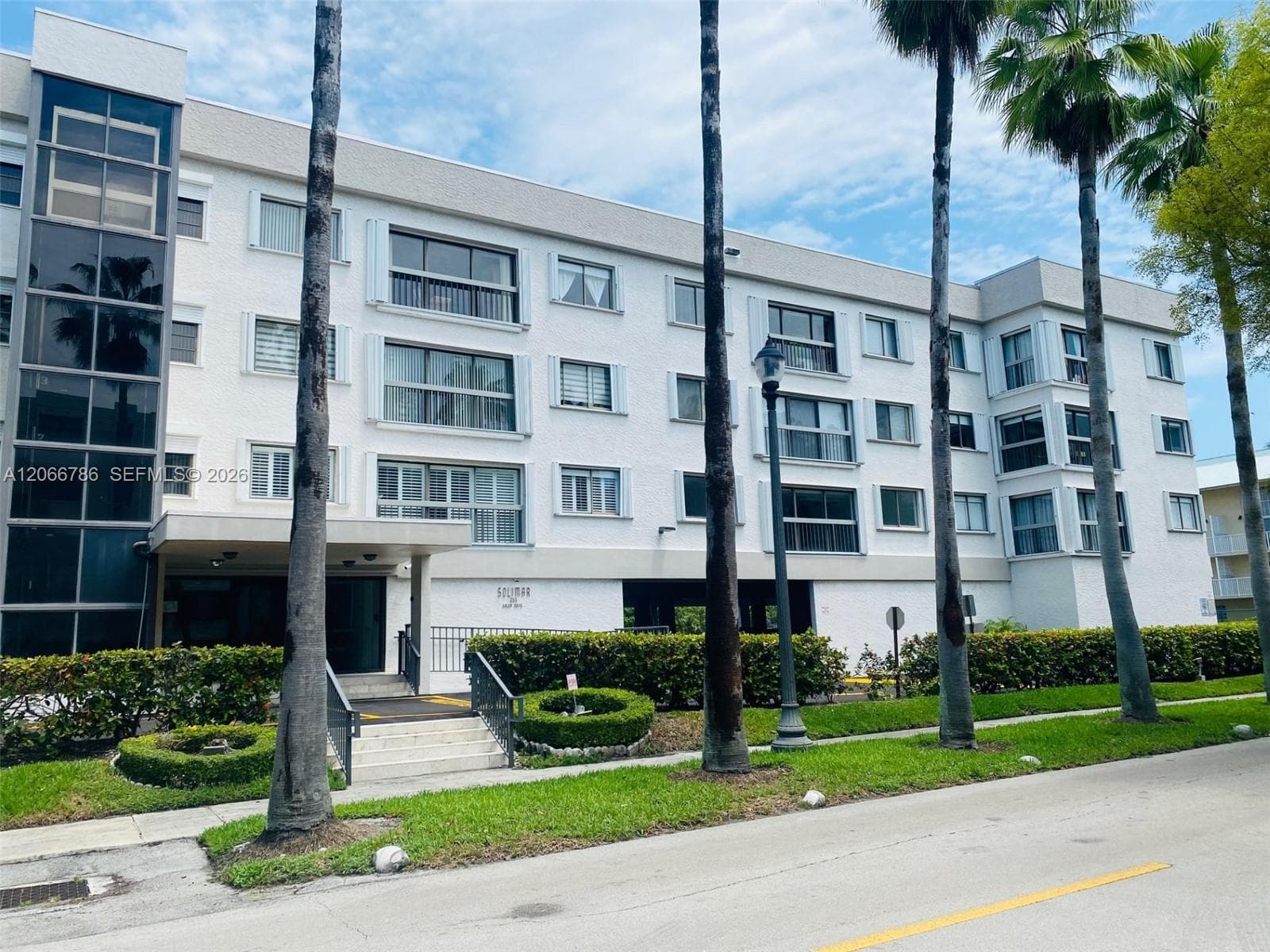 255 Galen Dr # 4L, Key Biscayne, FL 33149