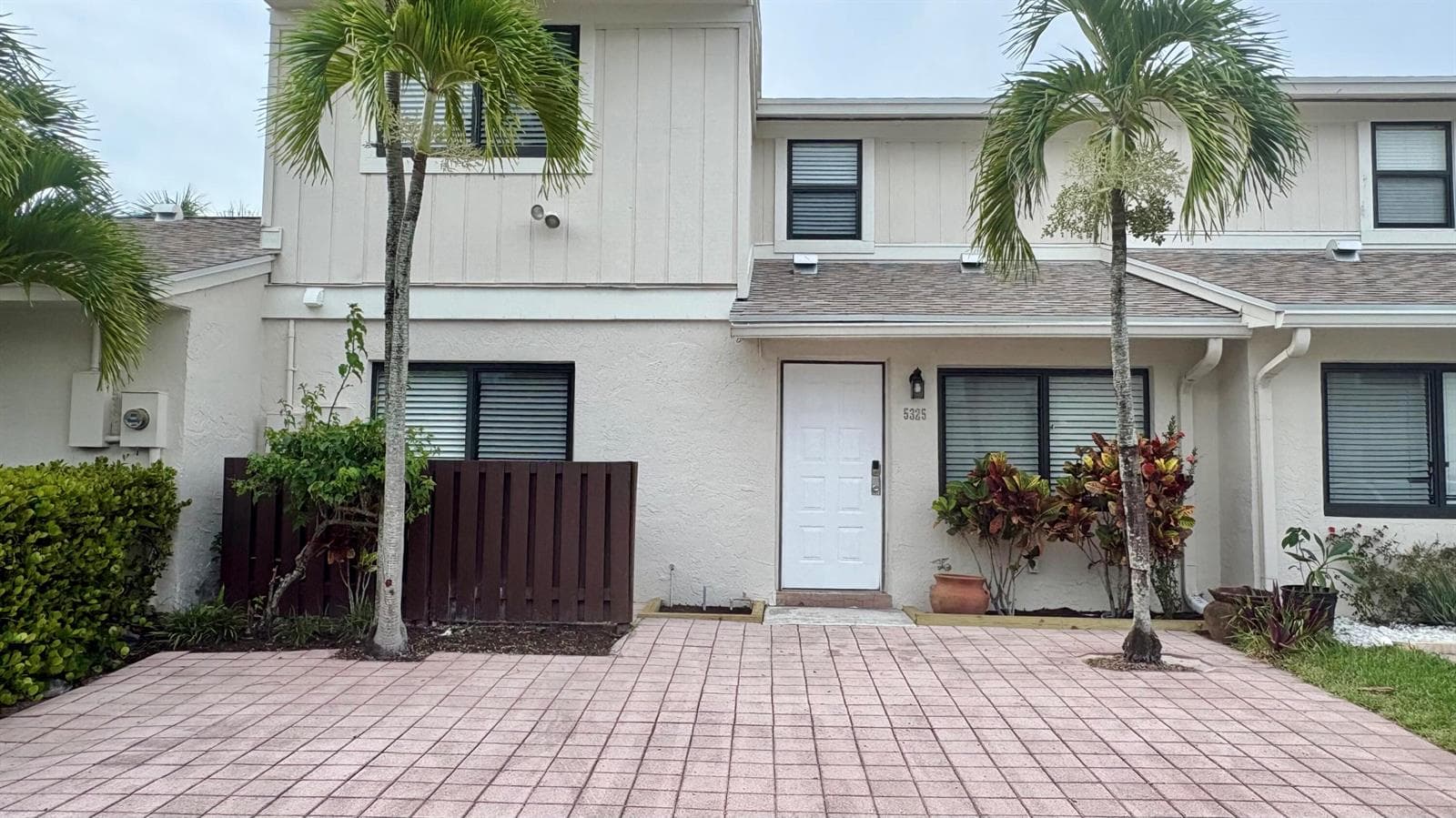 5325 TENNIS Lane, Delray Beach, FL 33484
