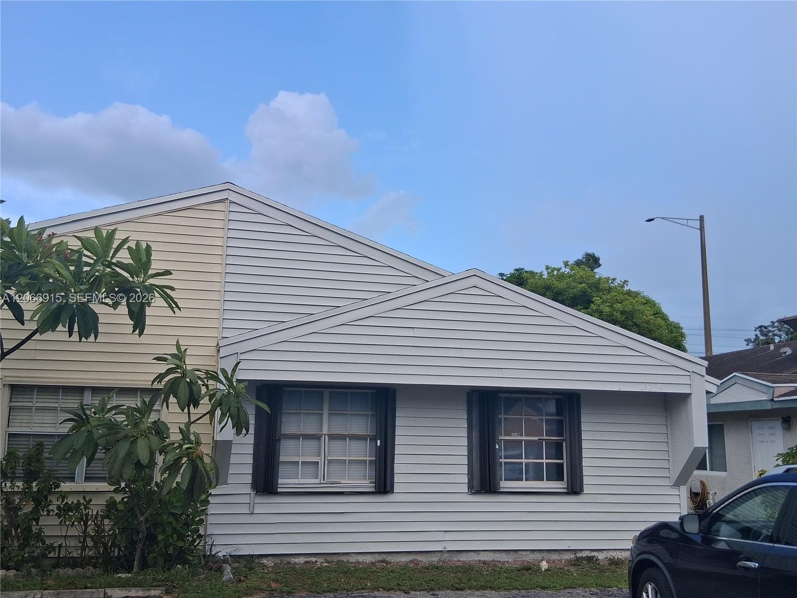 1234 SW 71st Ter, North Lauderdale, FL 33068