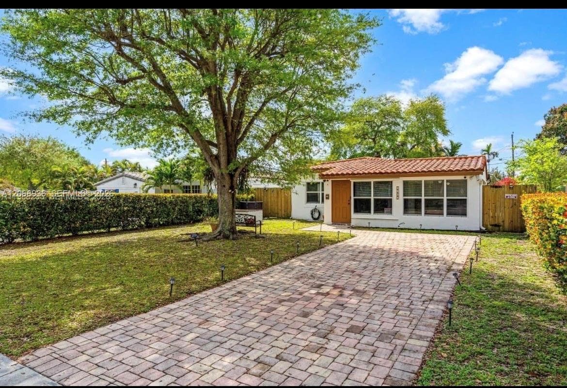 1482 NE 175th St # NA, North Miami Beach, FL 33162