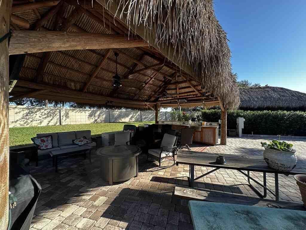155 NW HAZARD Way, Port St. Lucie, FL 34986