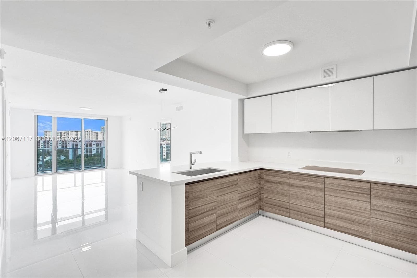 330 Sunny Isles Blvd # 5-805, Sunny Isles Beach, FL 33160