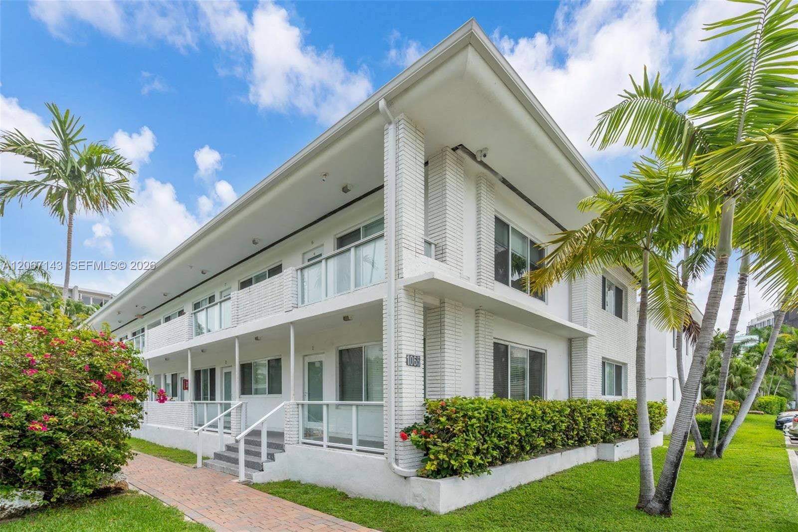 1065 98th St # 1, Bay Harbor Islands, FL 33154