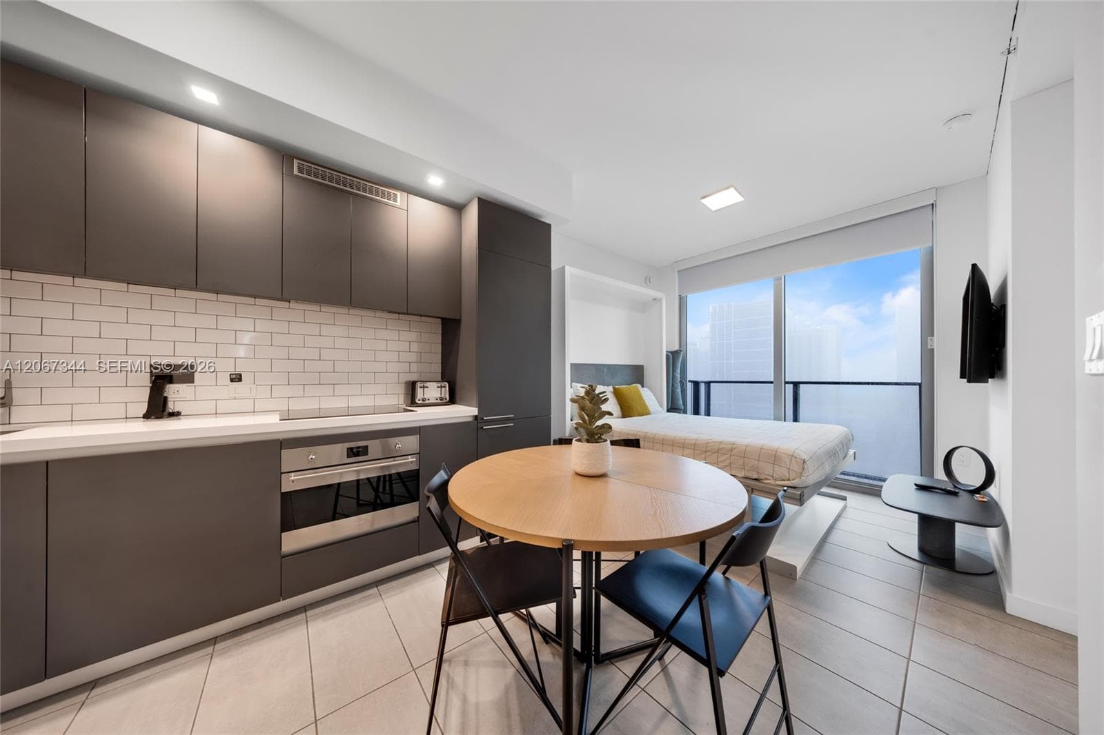 227 NE 2nd St # 3107, Miami, FL 33132