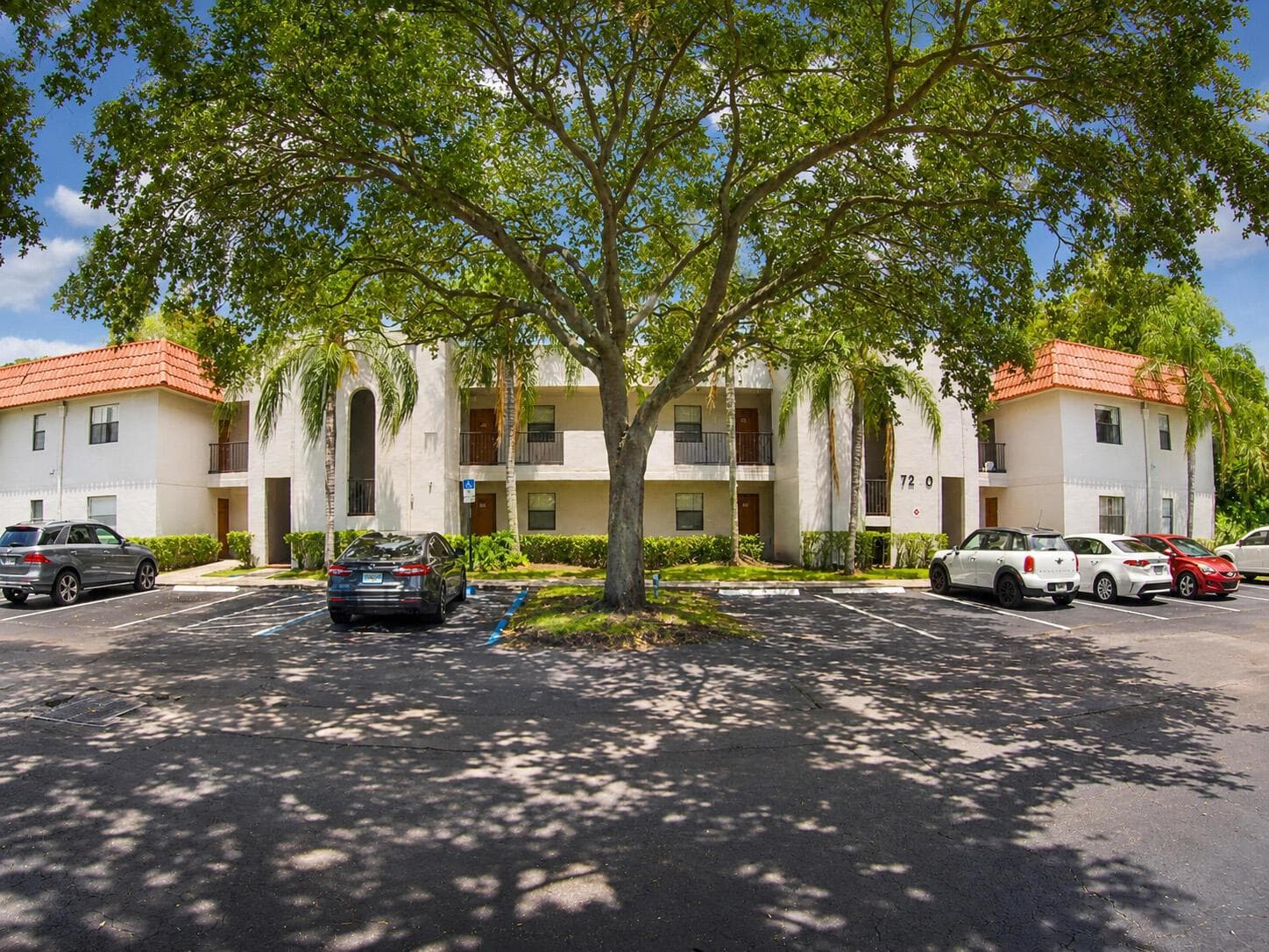 7260 Woodmont Terrace # 203, Tamarac, FL 33321