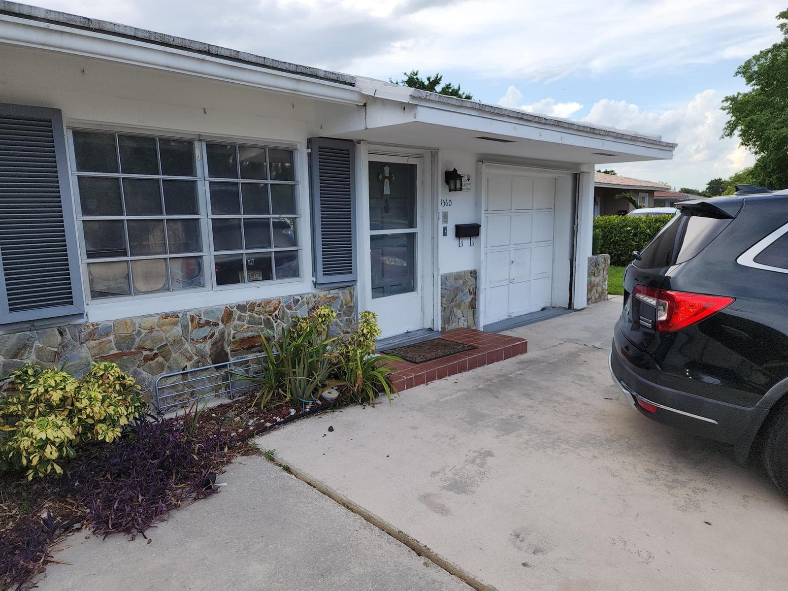 3560 NW 110th Avenue # B, Coral Springs, FL 33065