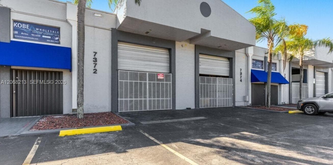 7380 NW 56th St # 7380, Miami, FL 33166