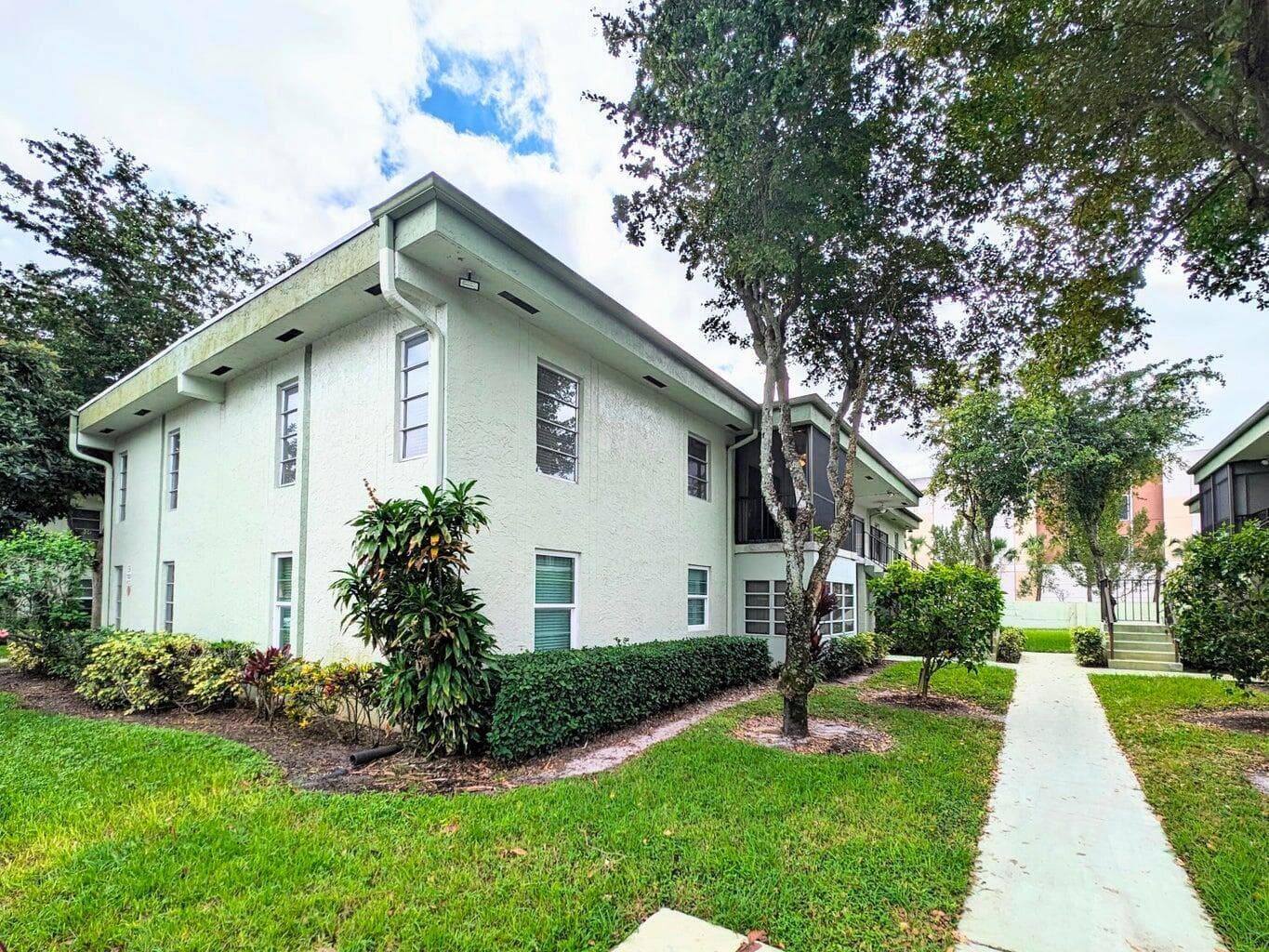 7515 S Oriole Boulevard # 203, Delray Beach, FL 33446