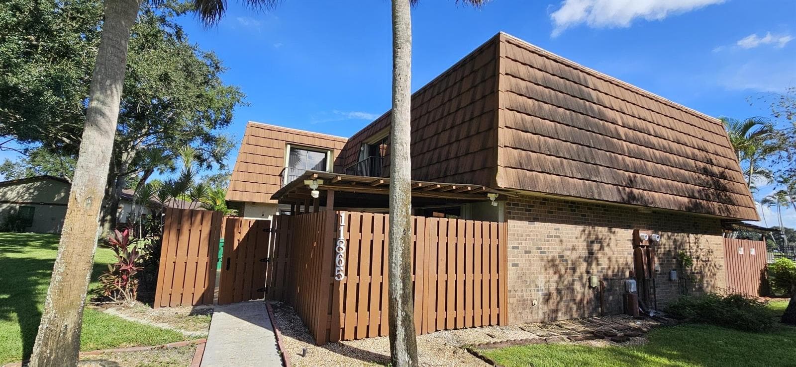 11865 SW 11th Court, Davie, FL 33325