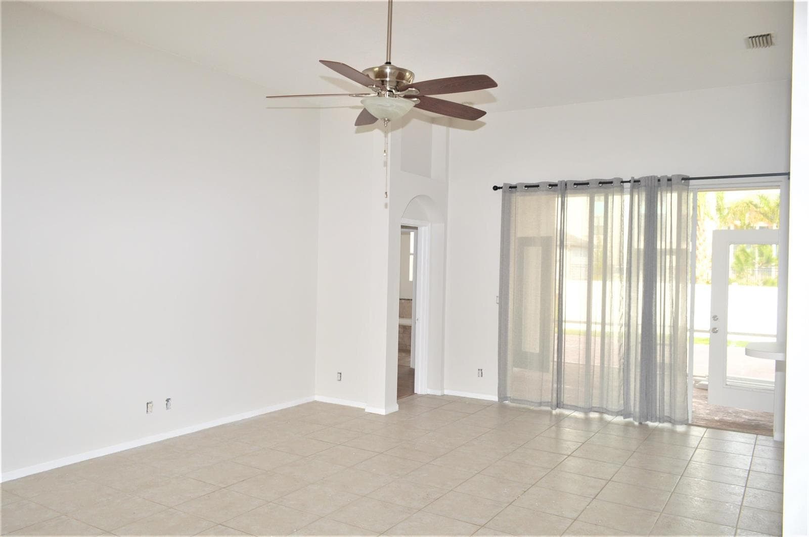 880 NW WATERLILY Place, Jensen Beach, FL 34957