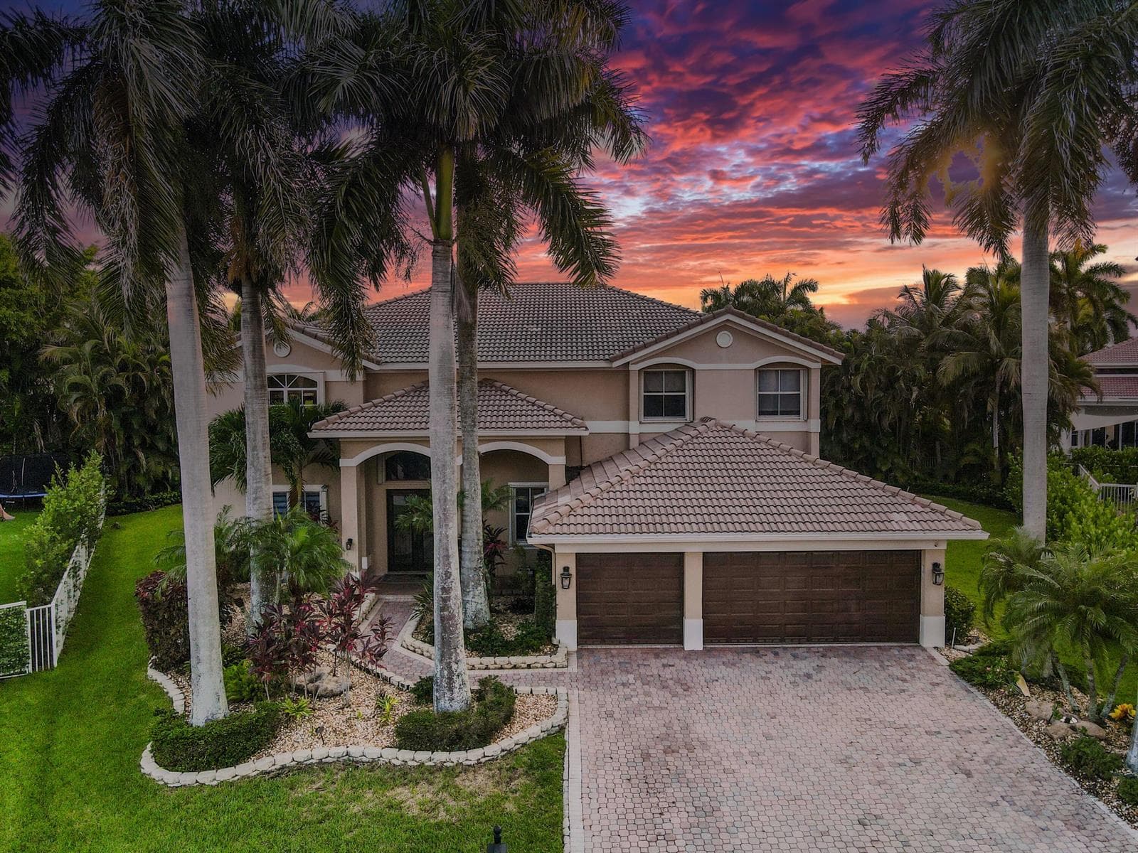 1664 VICTORIA POINTE Lane, Weston, FL 33327