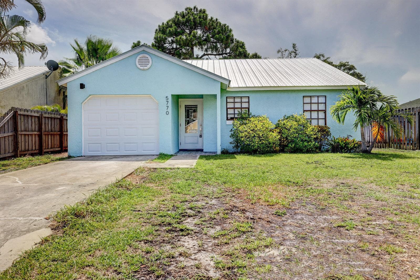 5770 SE WILSIE Drive, Stuart, FL 34997