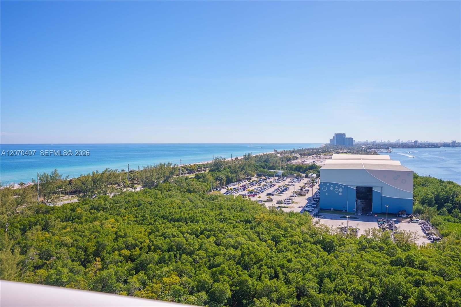 100 Bayview Dr # 1626, Sunny Isles Beach, FL 33160