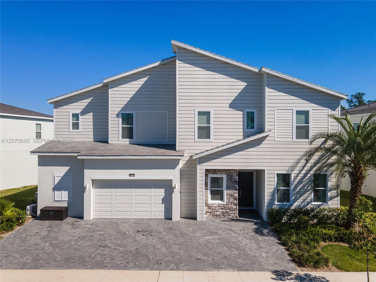 1758 oak blossom, Davenport, FL 33837