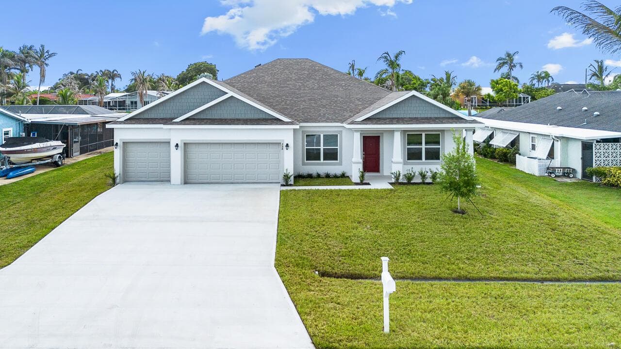 798 SE Seahouse Drive, Port St. Lucie, FL 34983