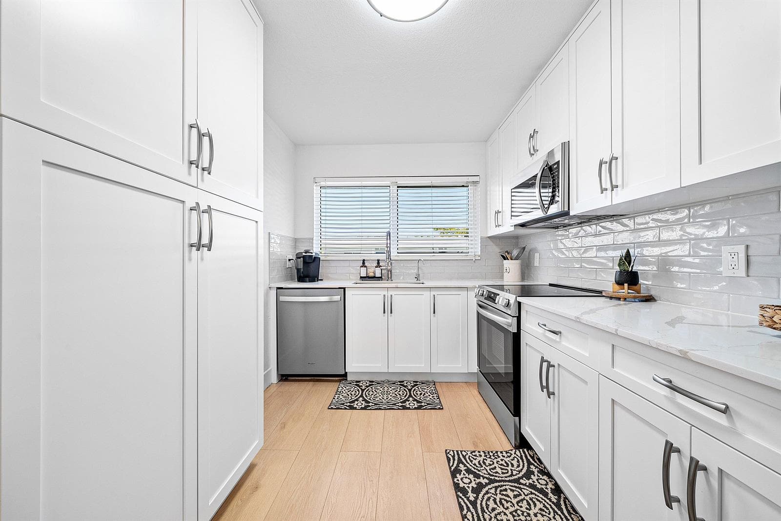 621 E Woolbright Road # B407, Boynton Beach, FL 33435