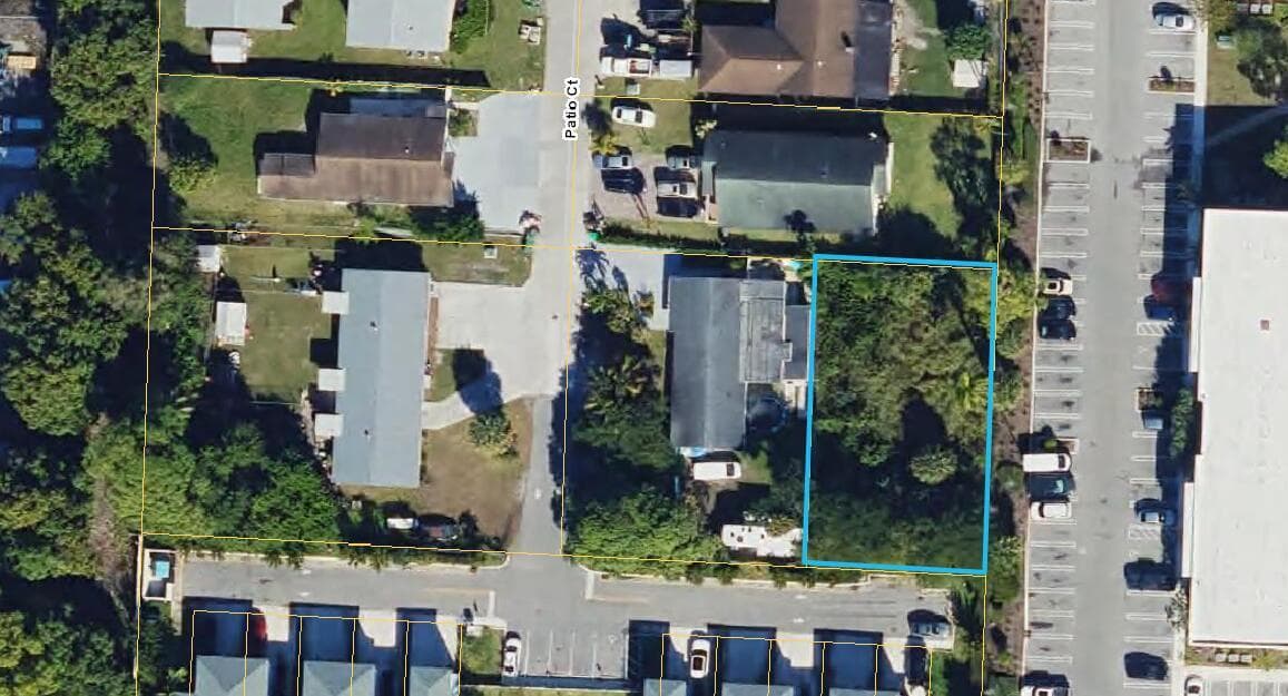 Xxx Patio Court, Lake Worth, FL 33461