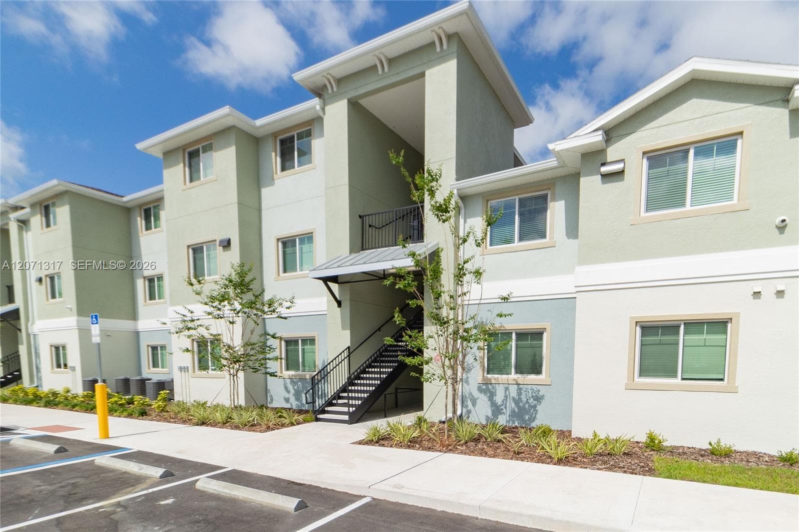 8247 Tanager Square # 301, New Port Richey, FL 34655