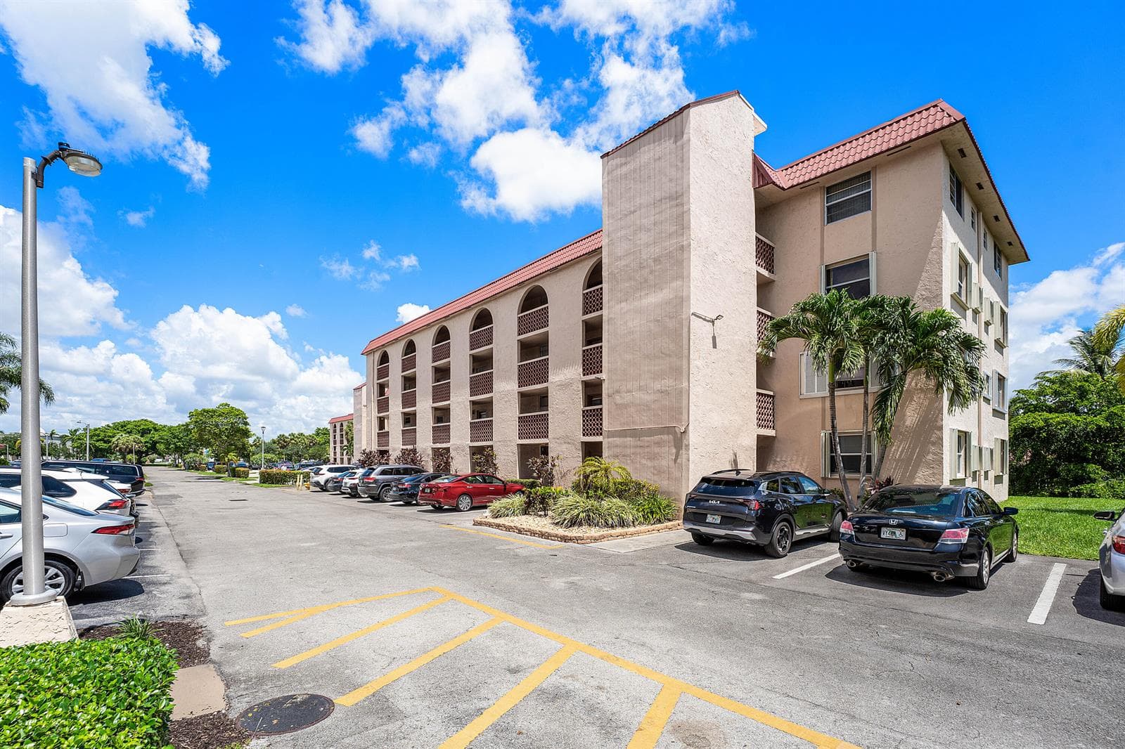 3251 Holiday Springs Boulevard # 206, Margate, FL 33063