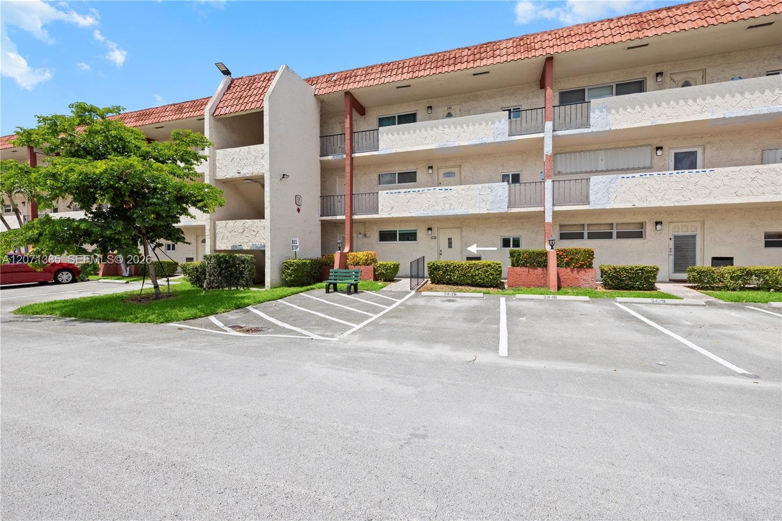 811 S Hollybrook Dr # 105, Pembroke Pines, FL 33025