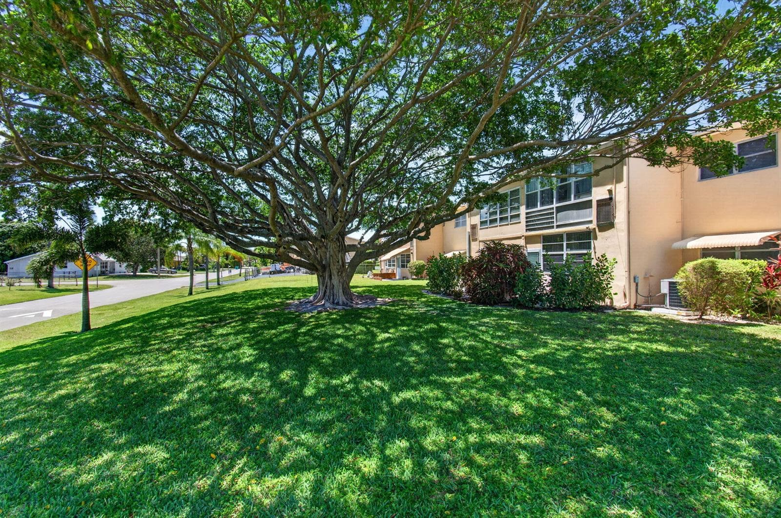 2101 NE 1st Court # 204, Boynton Beach, FL 33435
