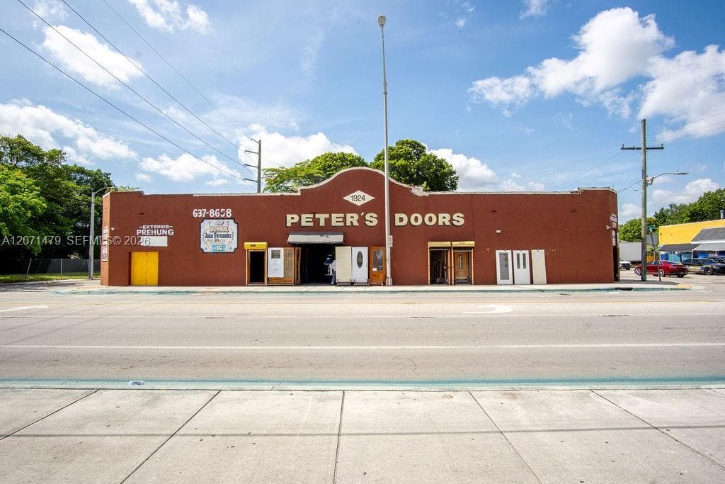 800 NW 36th St, Miami, FL 33127