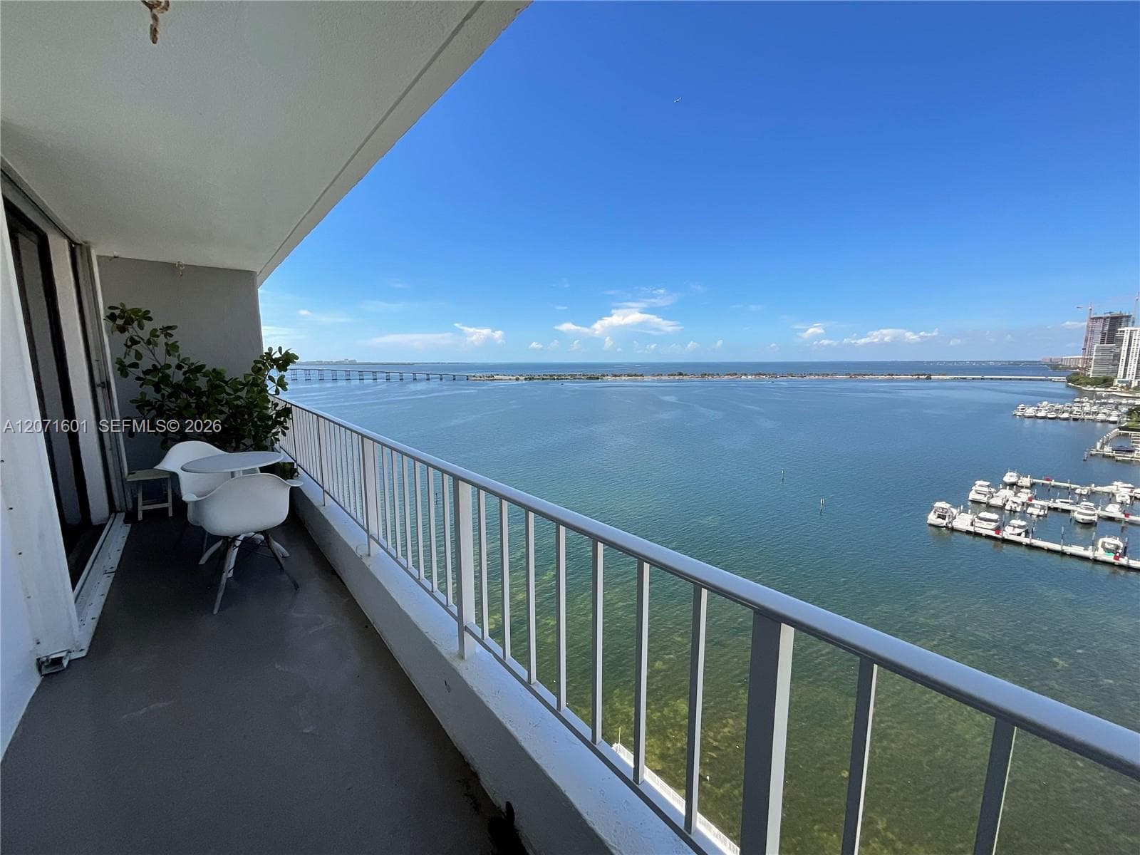 200 SE 15th Rd # PHB, Miami, FL 33129