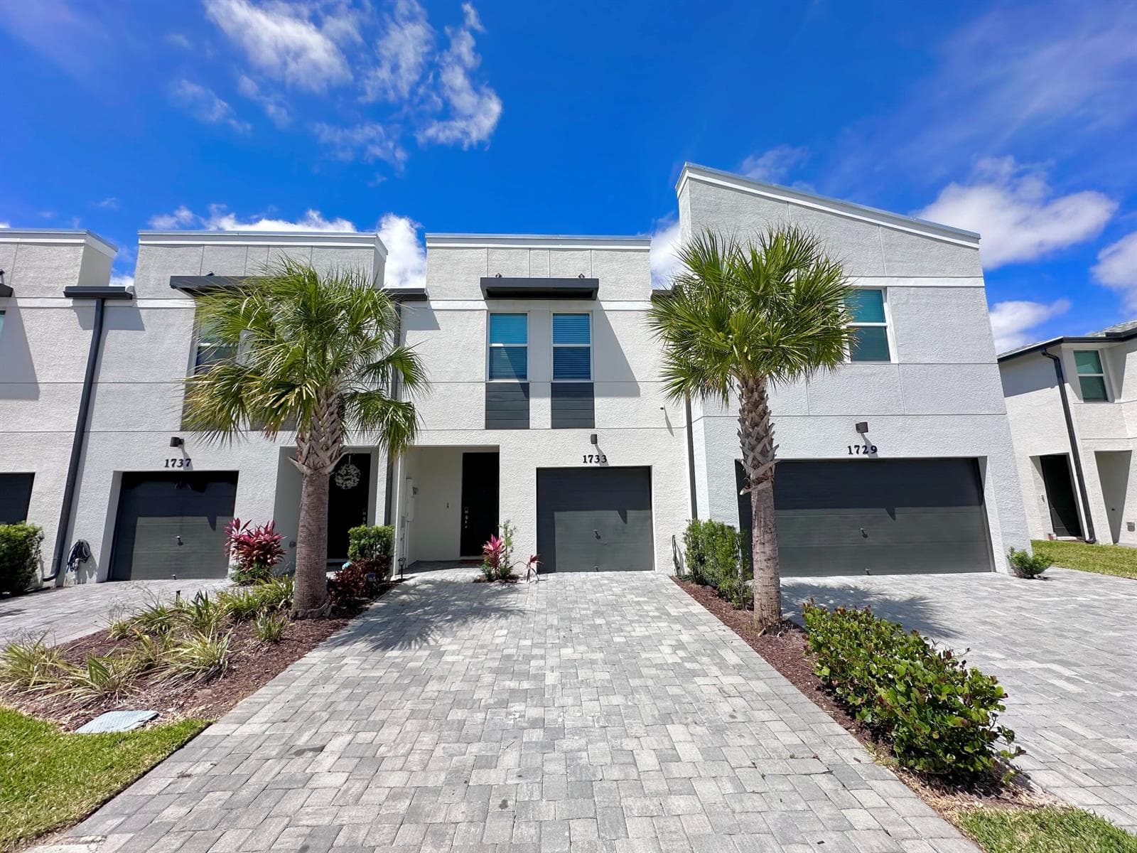 1733 Lindley Street, West Palm Beach, FL 33407