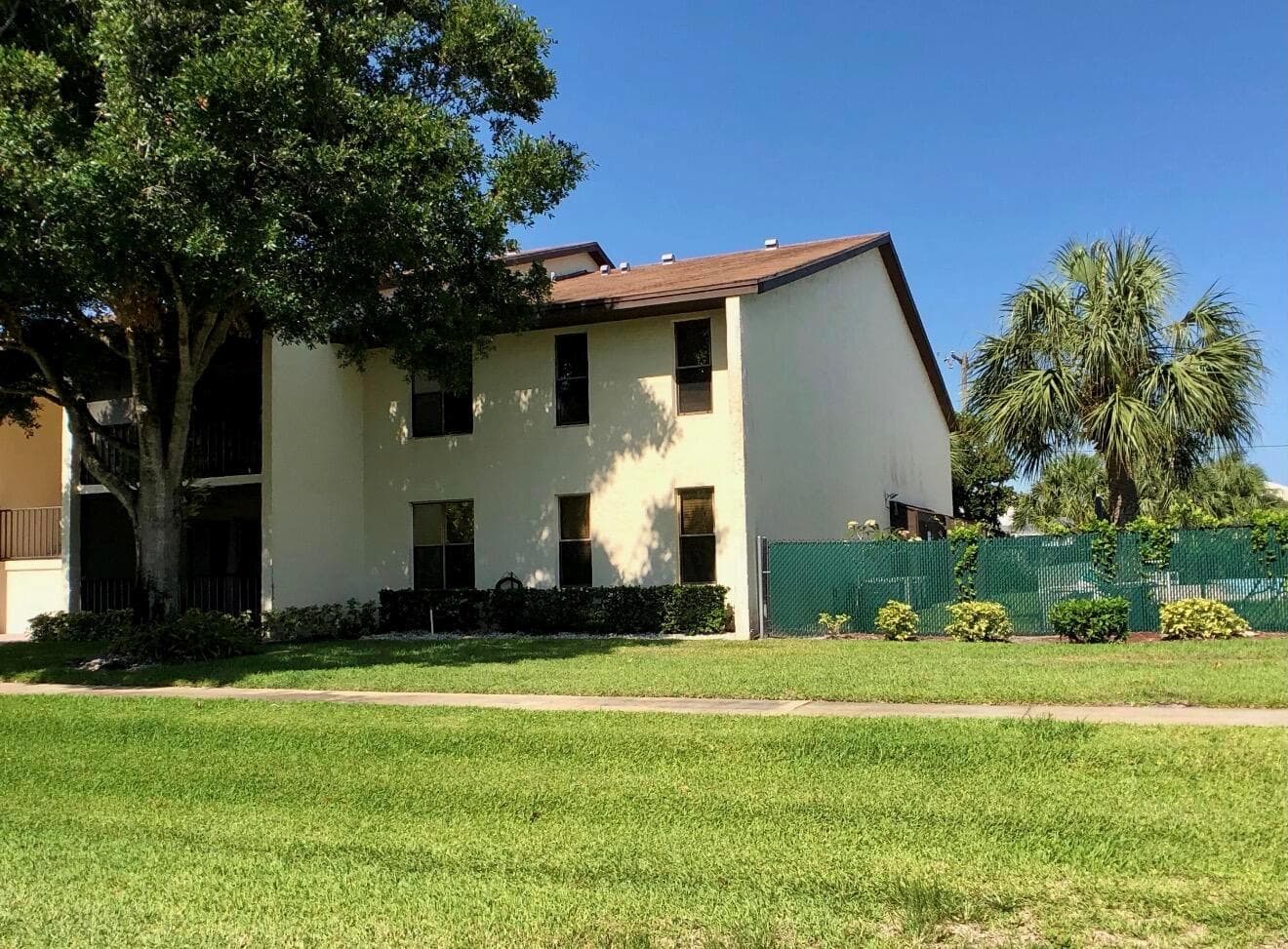 250 SE FOUR WINDS Drive # 104, Stuart, FL 34996