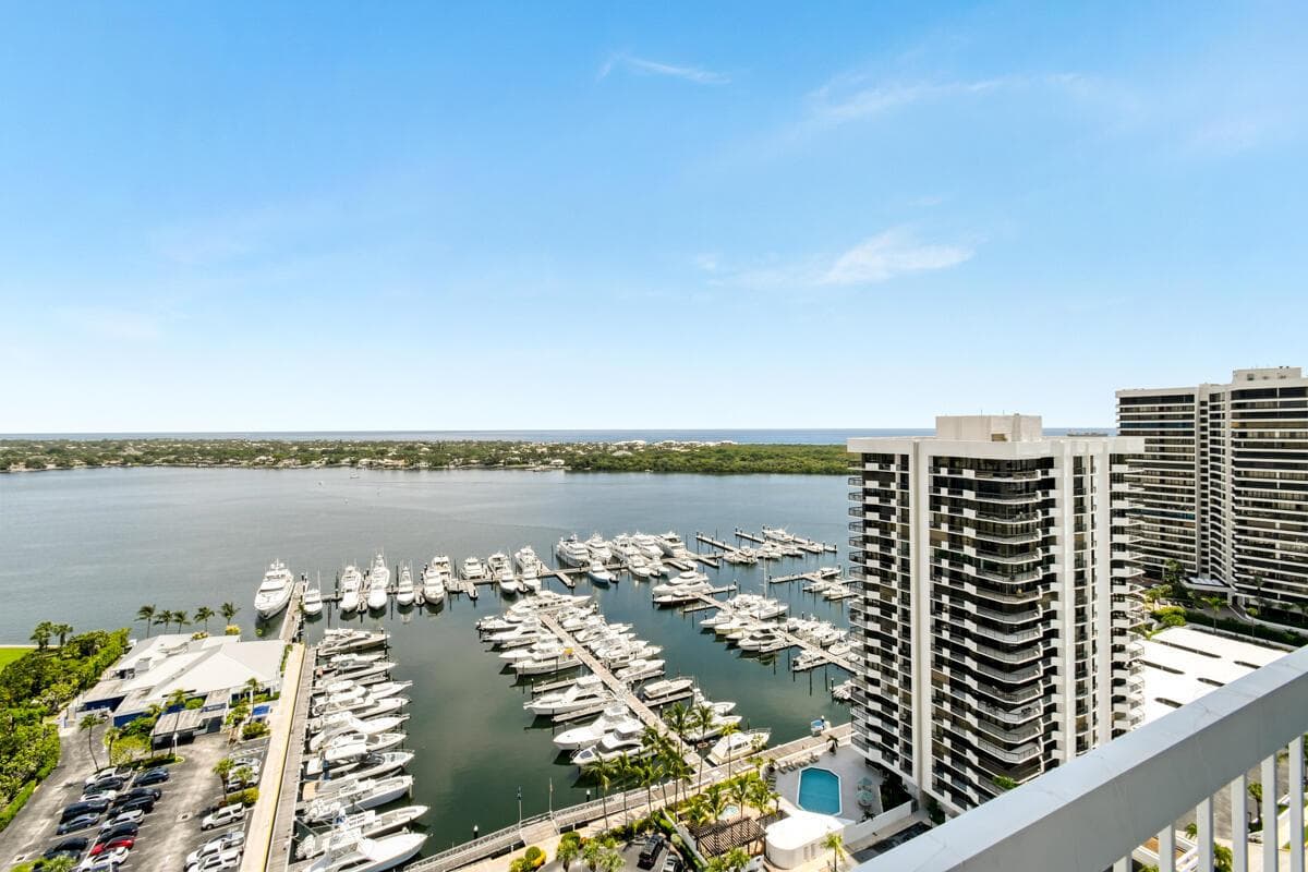 123 LAKESHORE Drive # PH45, North Palm Beach, FL 33408