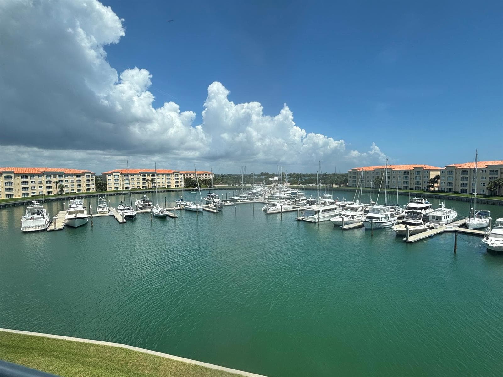 15 HARBOUR ISLE Drive W # PH05, Fort Pierce, FL 34949