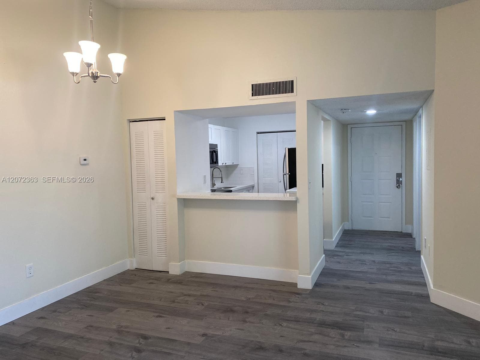 18725 NW 62nd Ave # 111, Hialeah, FL 33015