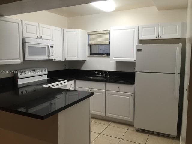 8290 Lake Dr # 144, Doral, FL 33166