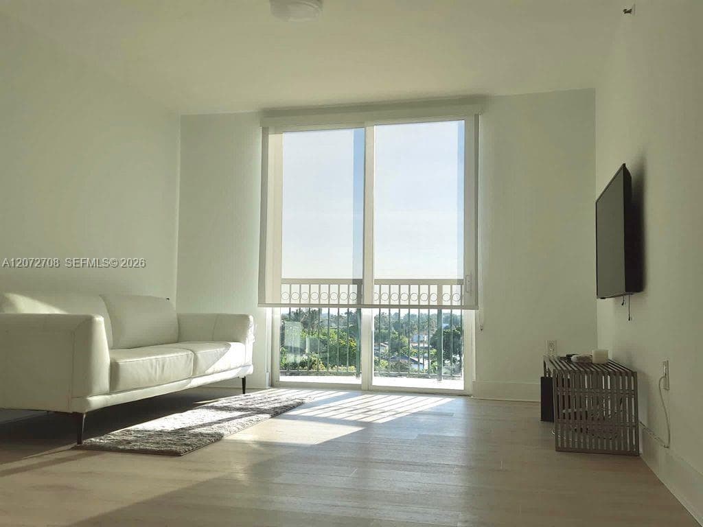 8888 Collins Ave # 512, Surfside, FL 33154