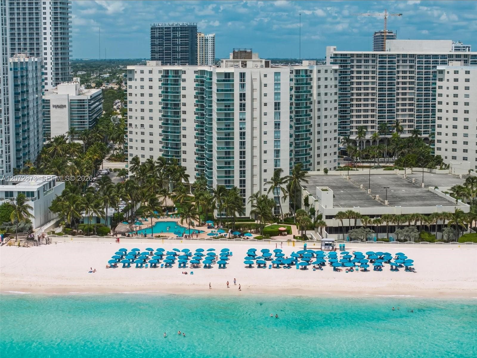 Tides on Hollywood Beach