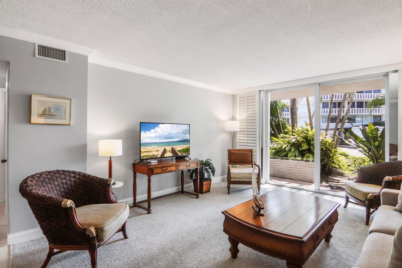 139 SUNRISE Avenue # 101, Palm Beach, FL 33480