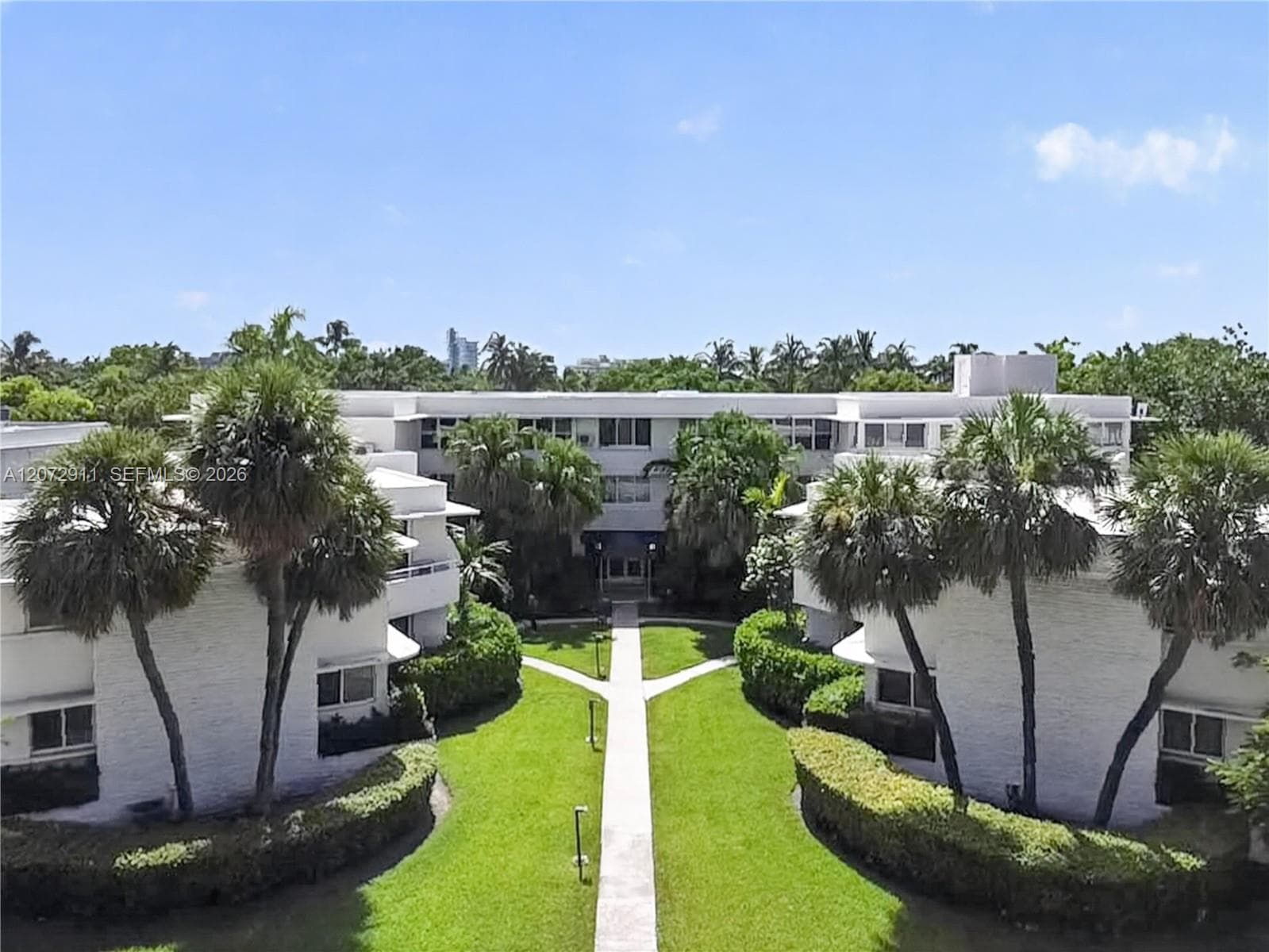 10190 Collins Ave # 204, Bal Harbour, FL 33154