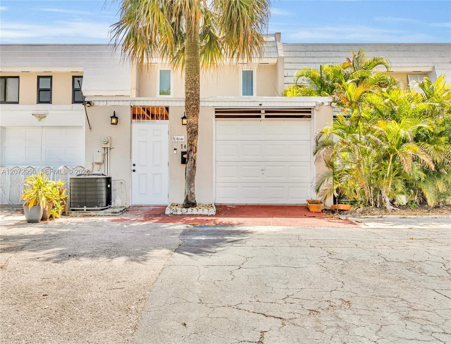 7407 Big Cypress Dr, Miami Lakes, FL 33014
