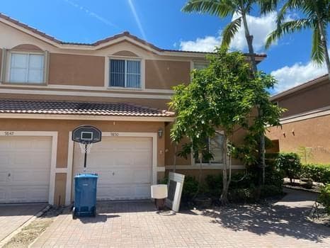9850 NW 24TH Court, Sunrise, FL 33322