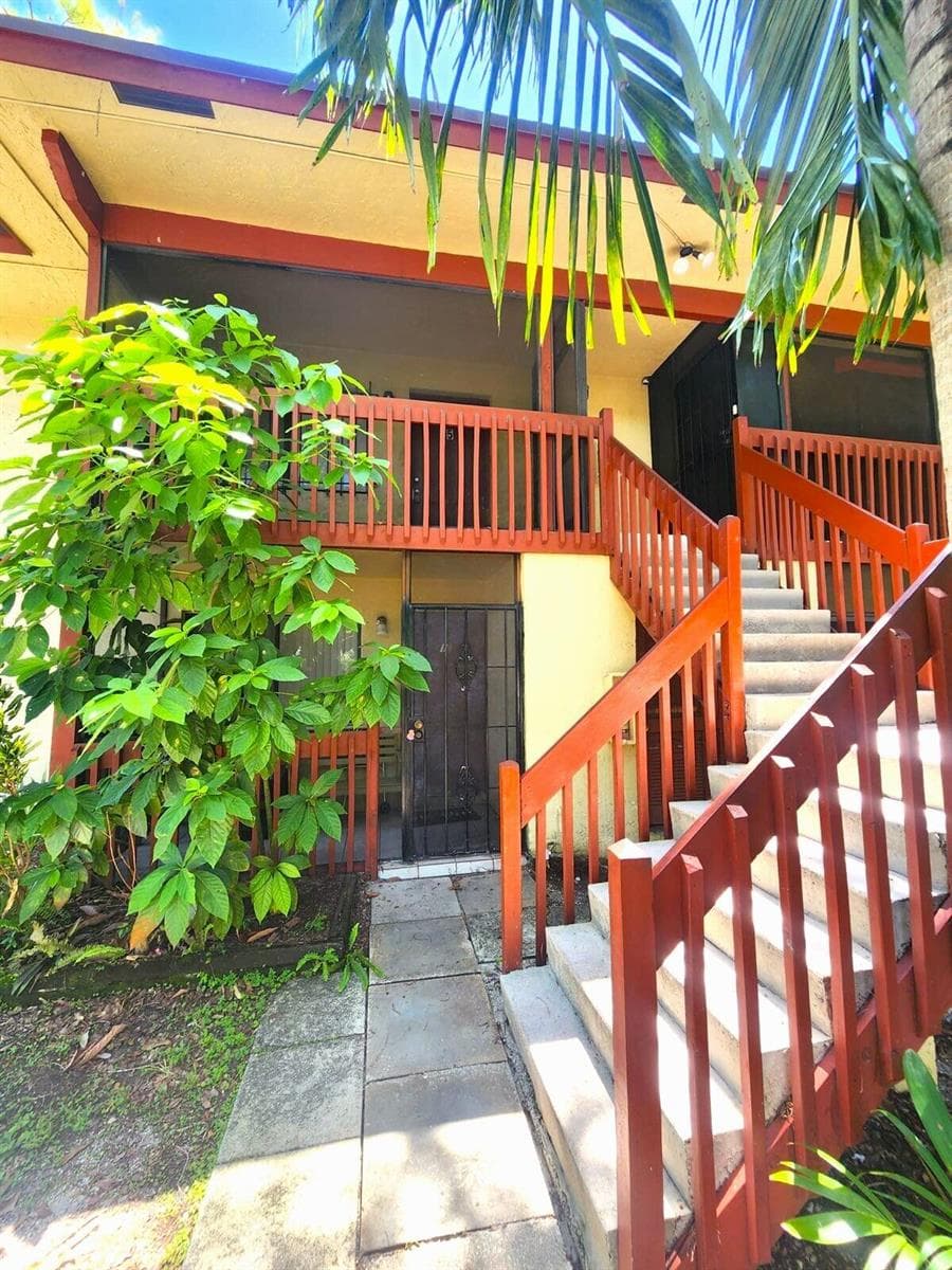 4281 NW 19TH Street # 5, Lauderhill, FL 33313