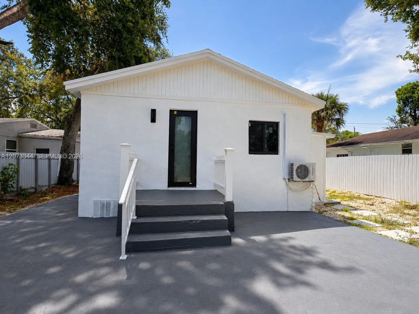 5511 NW 4th Ave # B, Miami, FL 33127