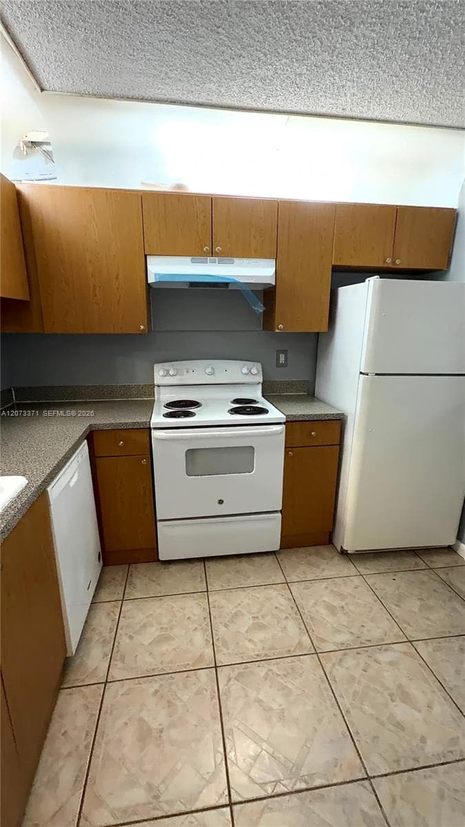 3470 Foxcroft Rd # 108, Miramar, FL 33025