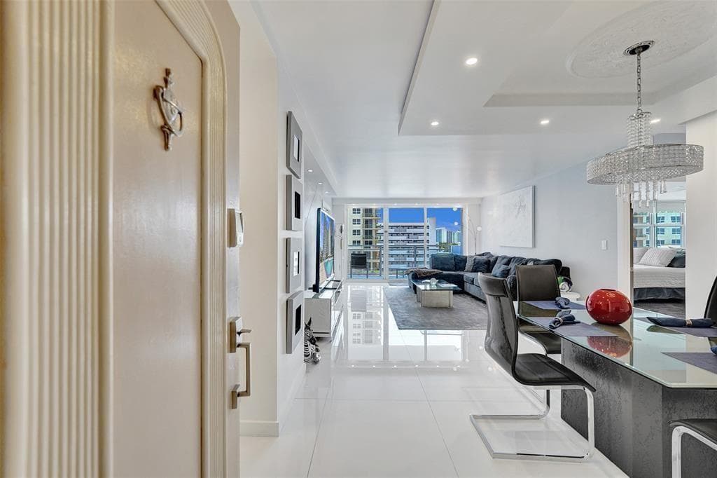 2030 S OCEAN Drive # 510, Hallandale Beach, FL 33009