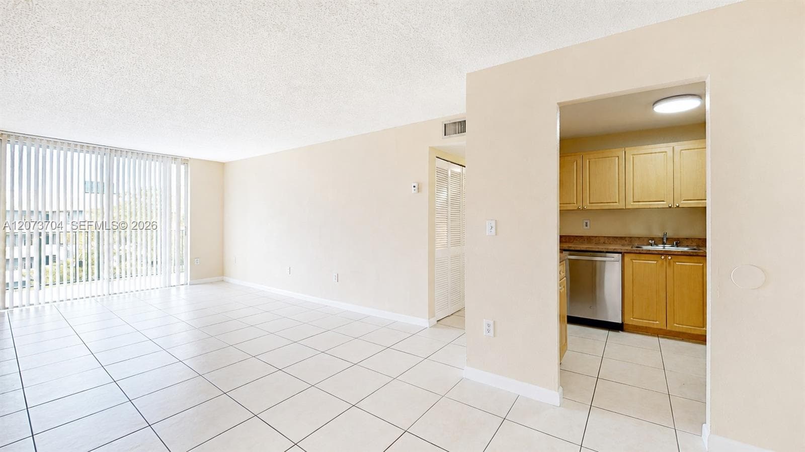 9360 Fontainebleau Blvd # 510, Miami, FL 33172