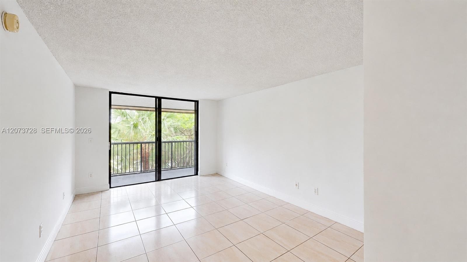 14201 N Kendall Dr # 401D, Miami, FL 33186
