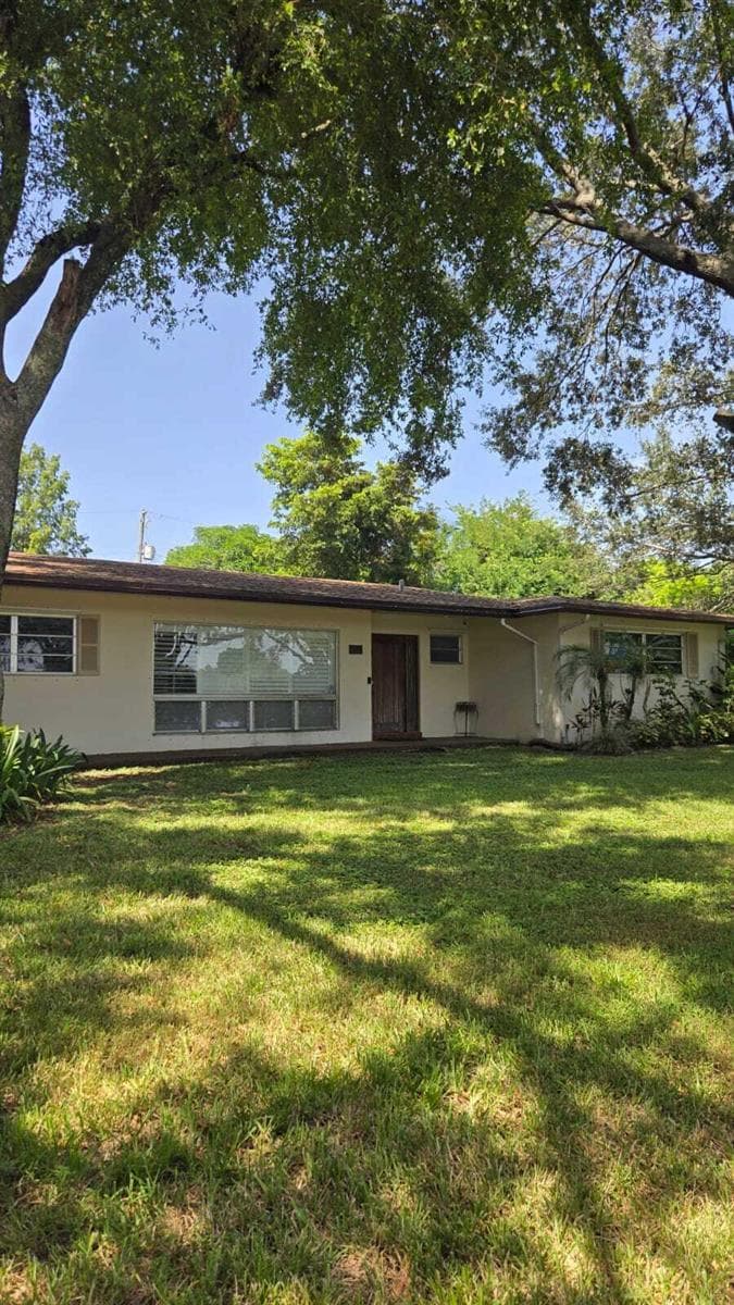4511 E Country Club Circle, Plantation, FL 33317