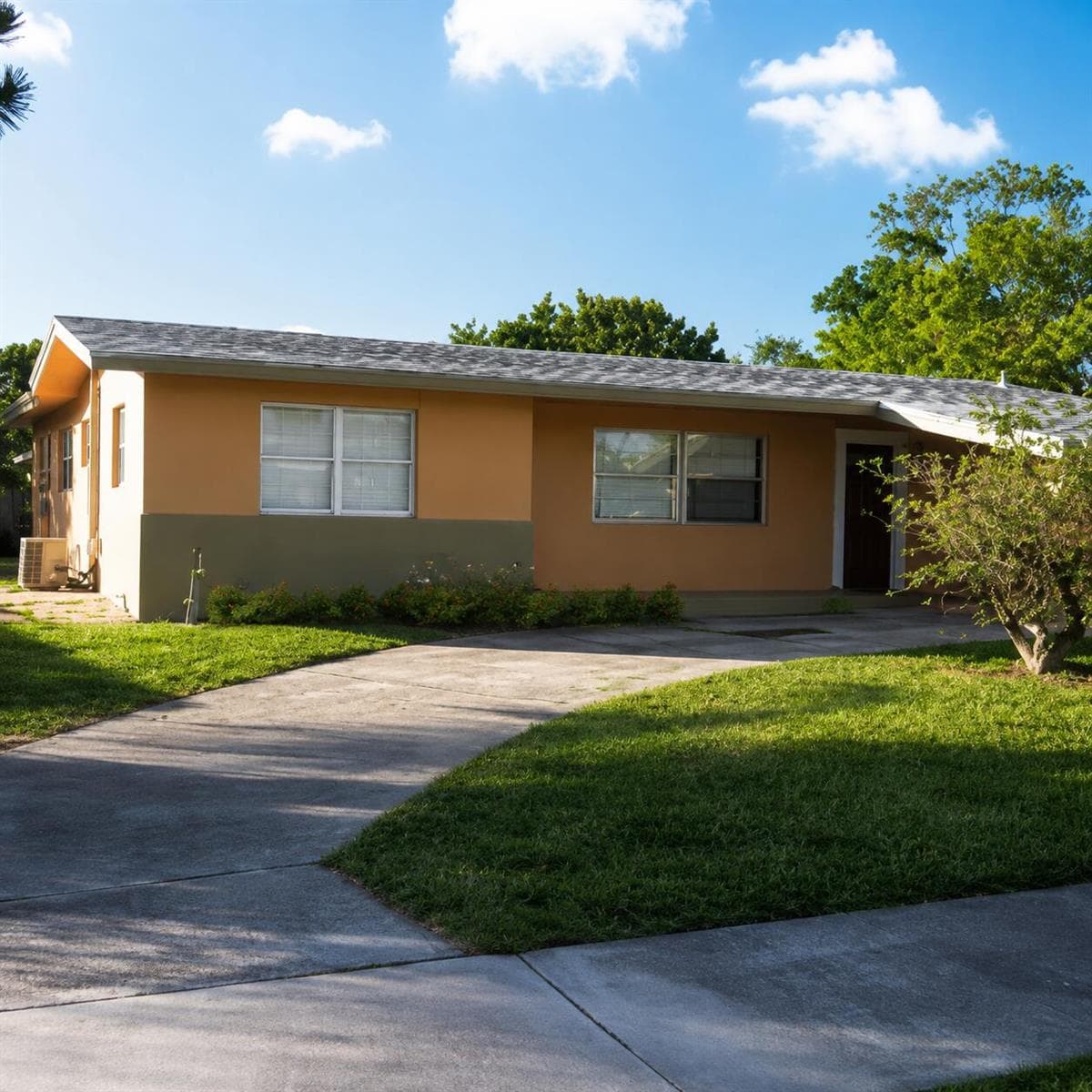 920 NE 50th Street, Pompano Beach, FL 33064