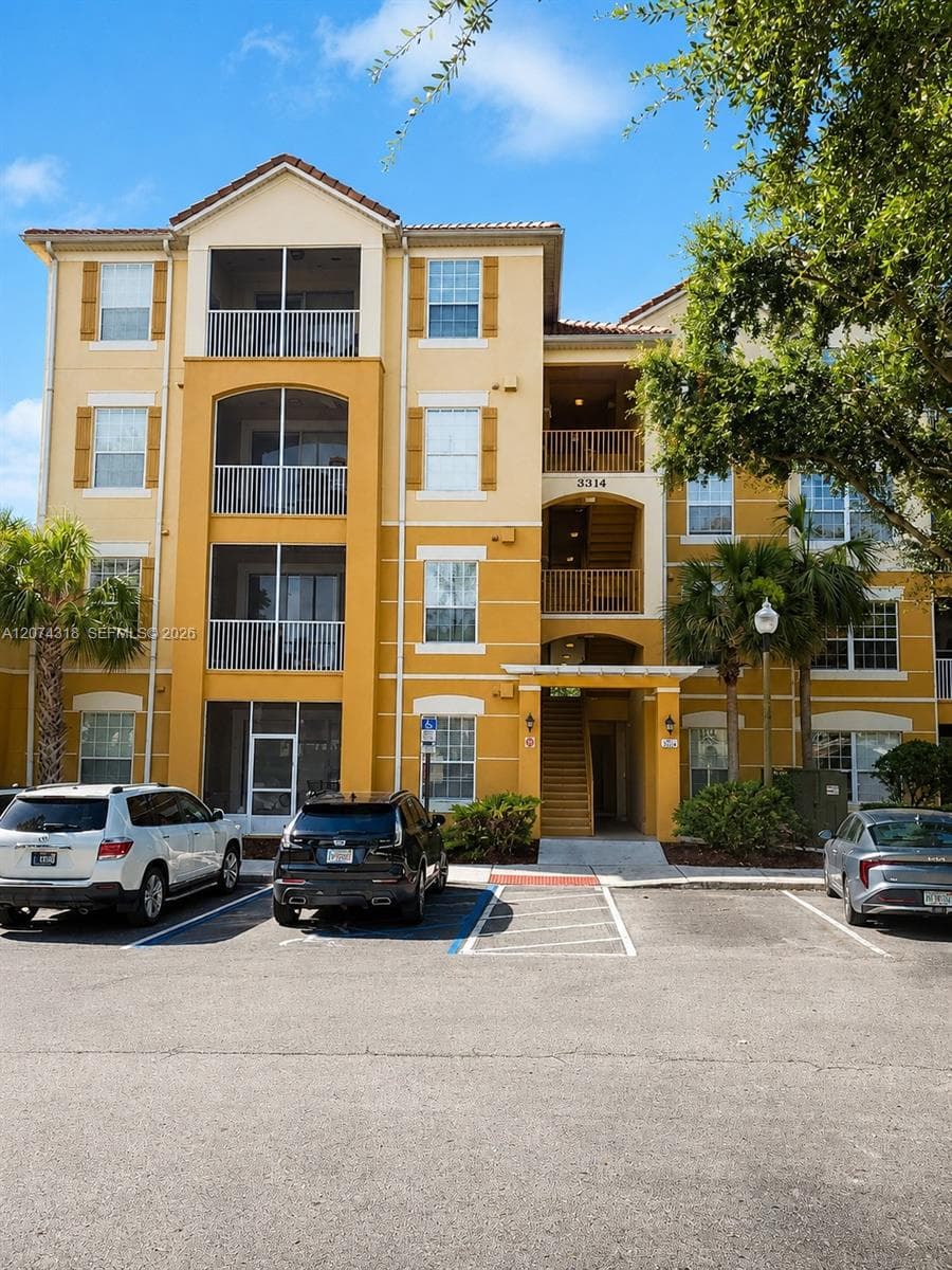 3314 ROBERT TRENT JONES DRIVE # 104-01, Orlando, FL 32835