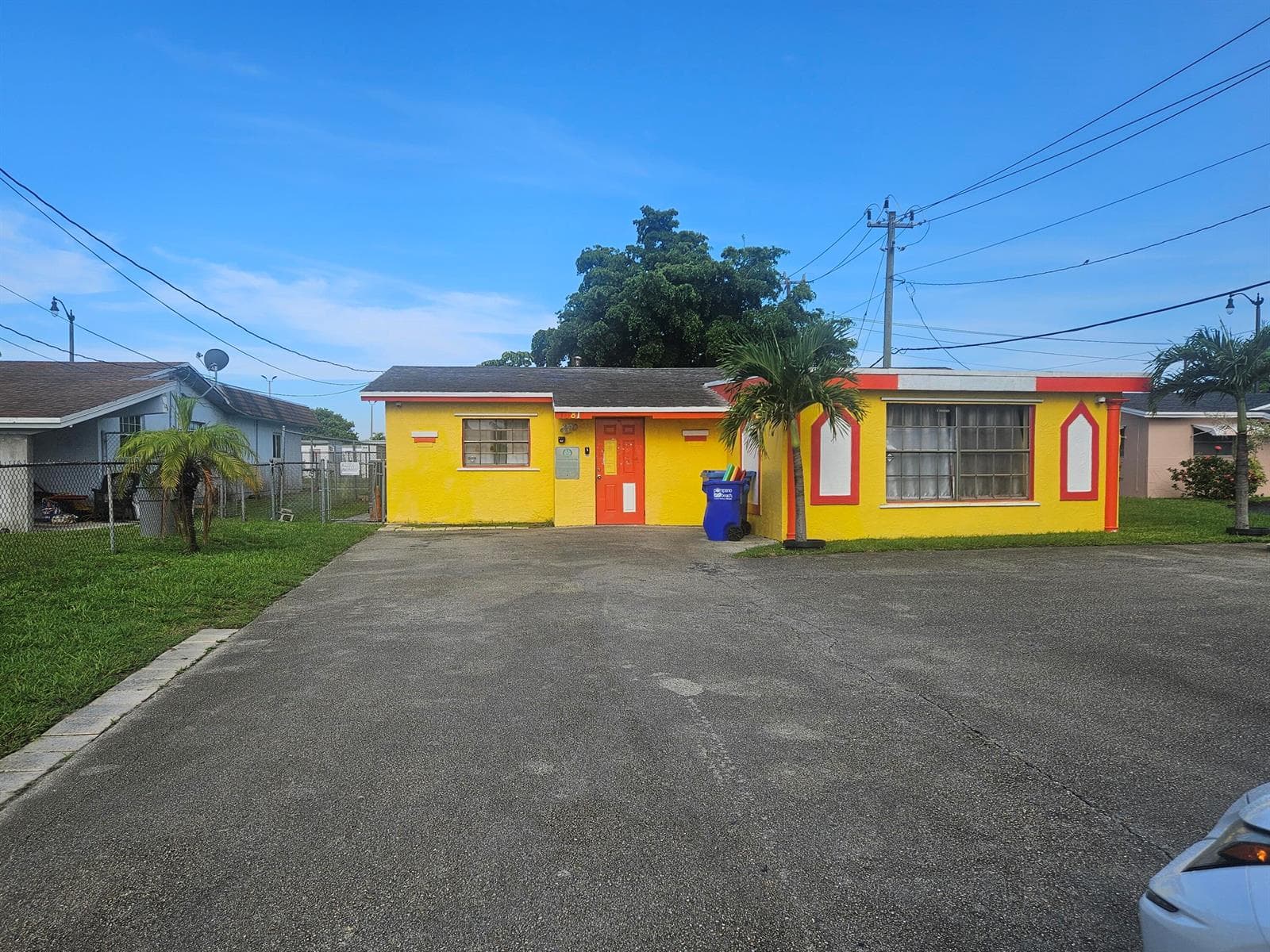1081 NW 24th Avenue, Pompano Beach, FL 33069